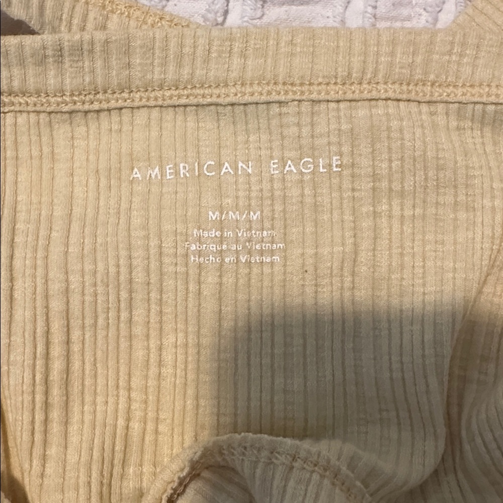 American Eagle Outfitters Yellow Ribbed Top - Picture 3 of 3